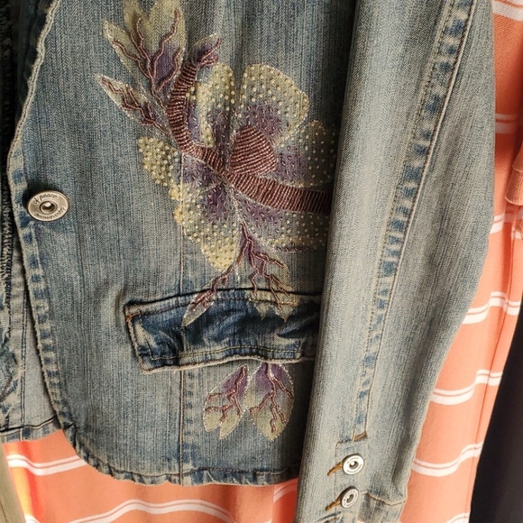 Denin jacket - Picture 3 of 12